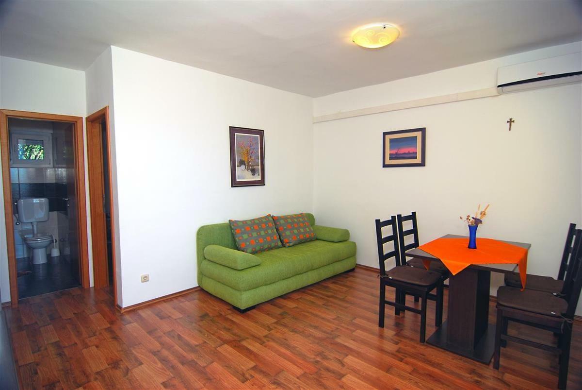 Ferienwohnung Apartman Luca Zečevo Exterior foto