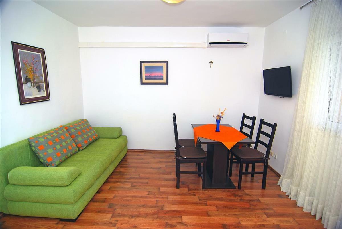 Ferienwohnung Apartman Luca Zečevo Exterior foto